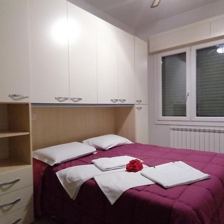 Villa Glori Affitto Camere Monolocali Carpi Luaran gambar