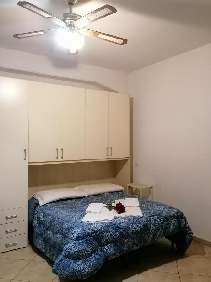 Villa Glori Affitto Camere Monolocali Carpi Luaran gambar